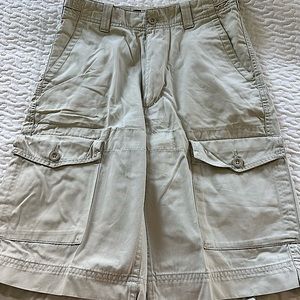 Gap cargo shorts